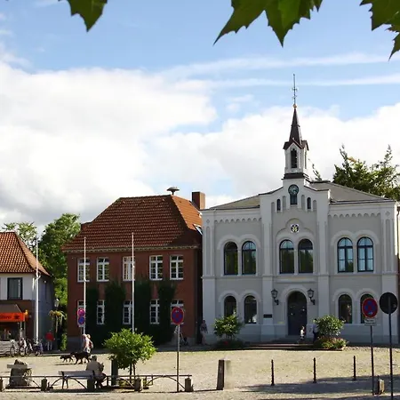 Lägenhet Fuer Firmen In Oldenburg In Holstein, 1 Zi Apt, Super Zentral